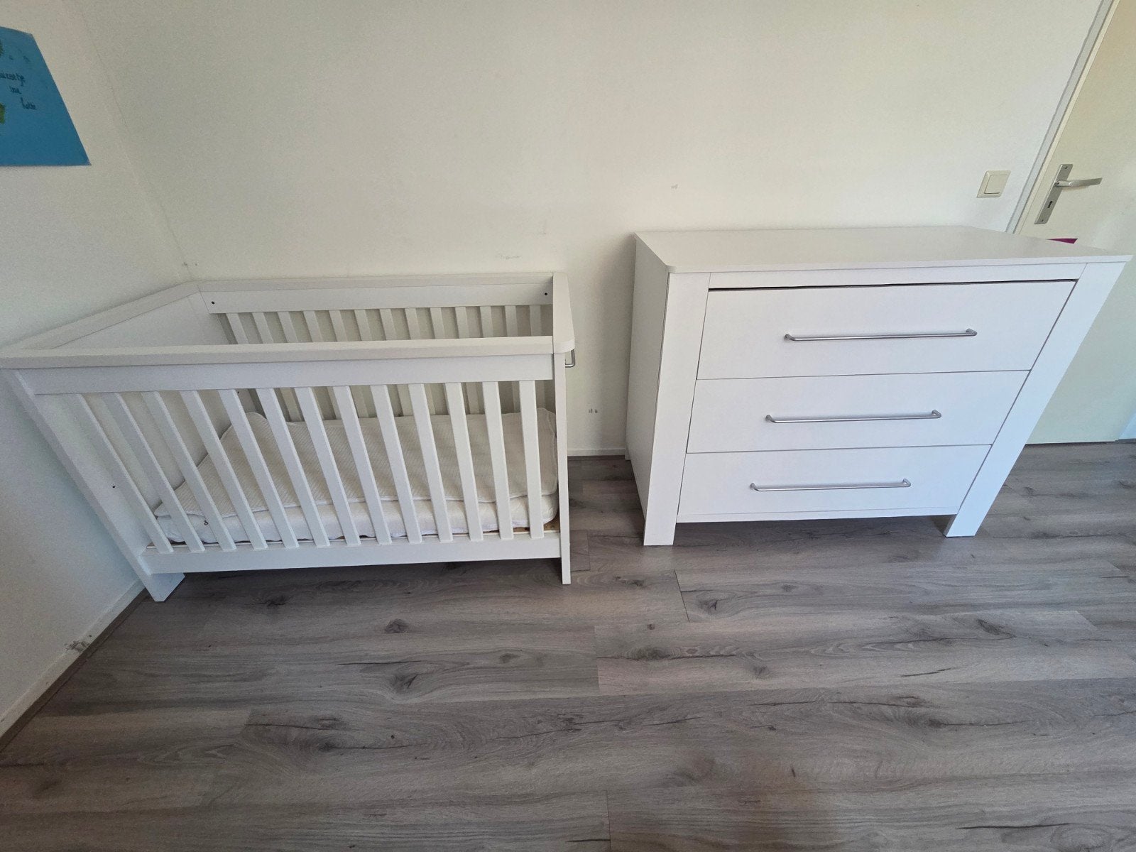 Ledikant + Commode, Ophalen, Gebruikt, Jongetje of Meisje