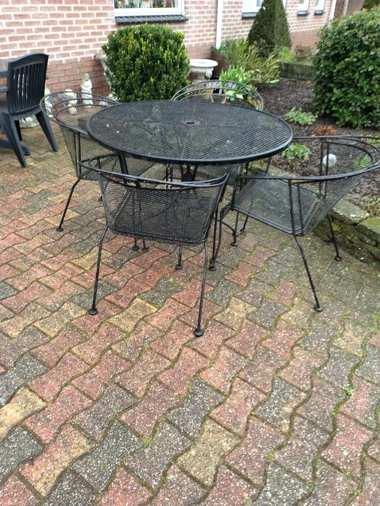 Smeedijzeren tuinset - opknapper, Gebruikt, Ophalen of Verzenden, Tuinset, Eettafel