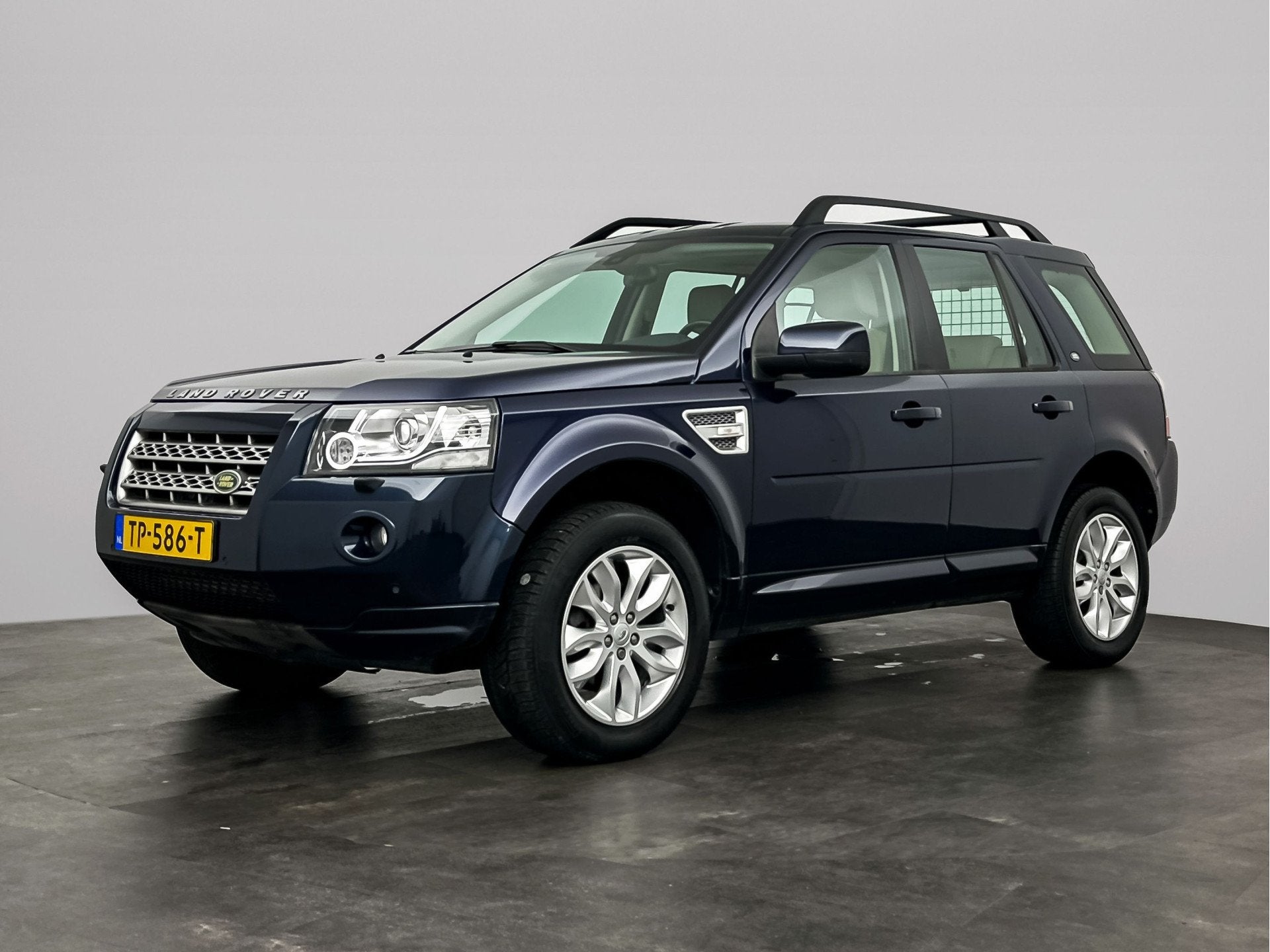 Land Rover Freelander 2.2 TD4 SE (bj 2014, automaat), Automaat, Gebruikt, Beige, Blauw
