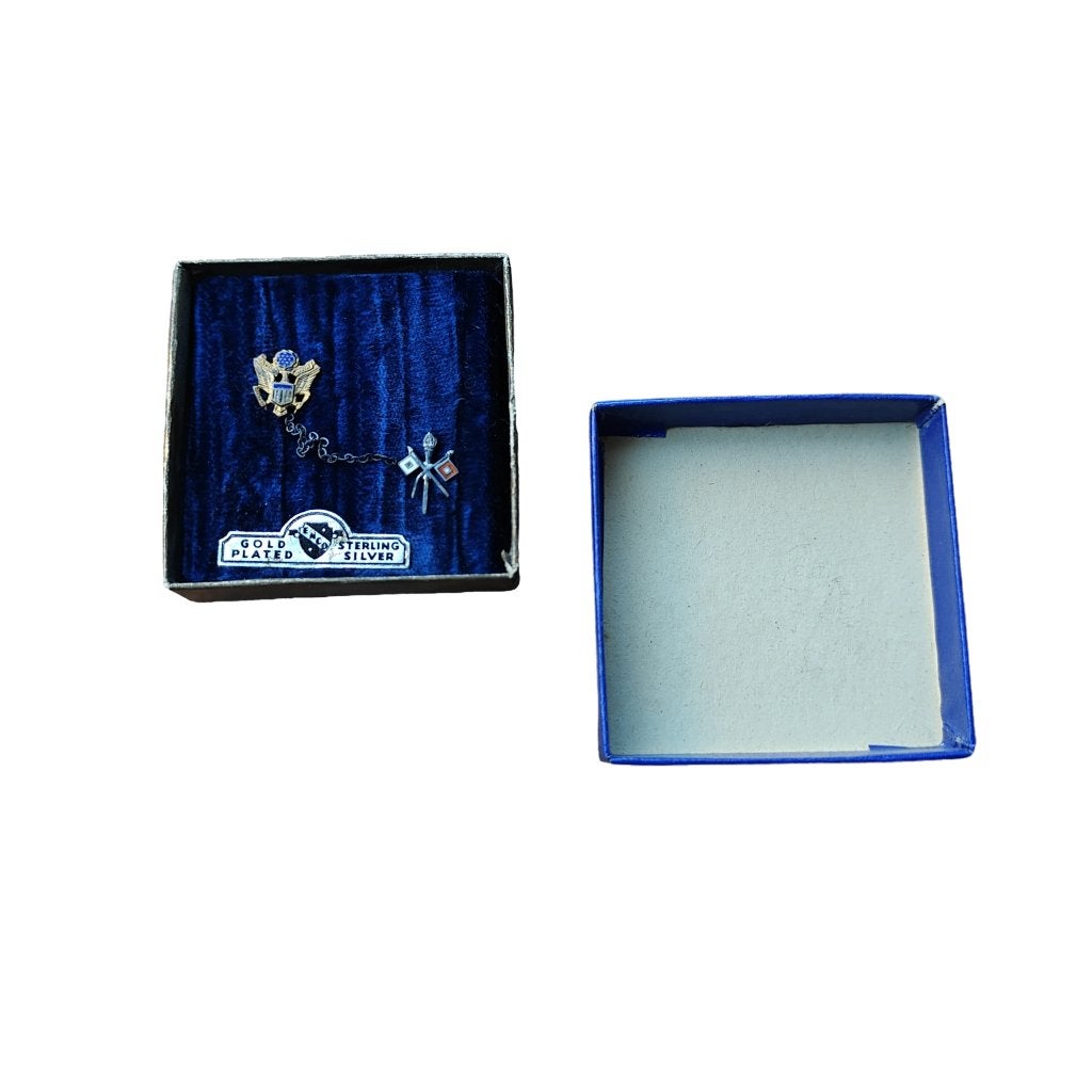 WWII US Sweetheart Signal Corps Pin In Box Small, Ophalen of Verzenden, Amerika, Embleem of Badge