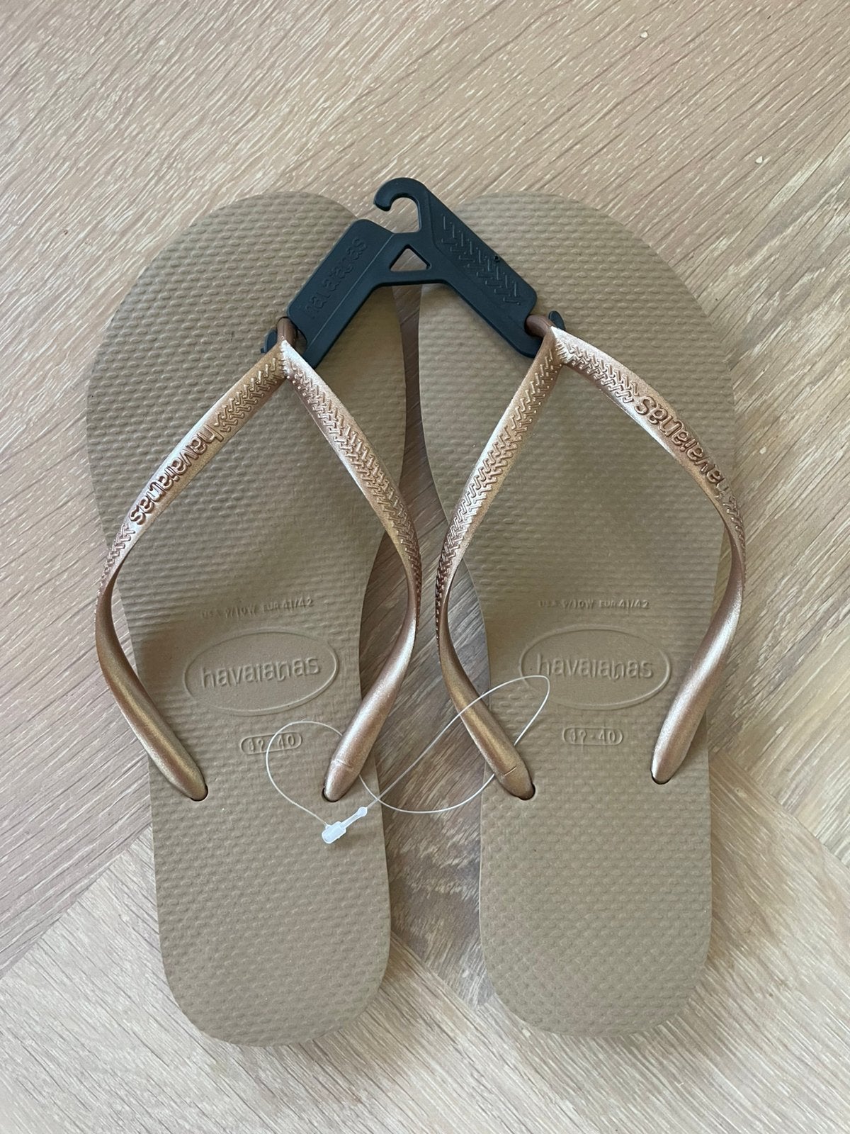 Nieuw: Havaianas slippers Slim Rose Gold maat 39/40, Slippers, Nieuw, Ophalen of Verzenden, Roze