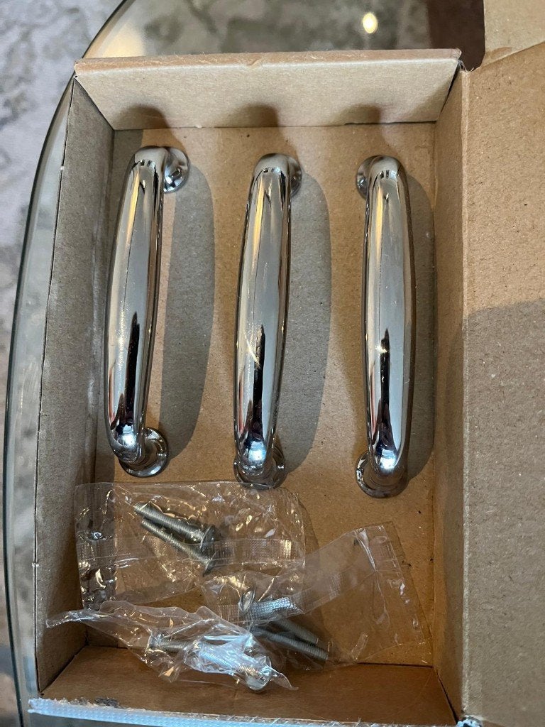 3x Eneryda handgreep keuken chroom kleur, Minder dan 50 cm, Overige kleuren, Ophalen of Verzenden, Zo goed als nieuw