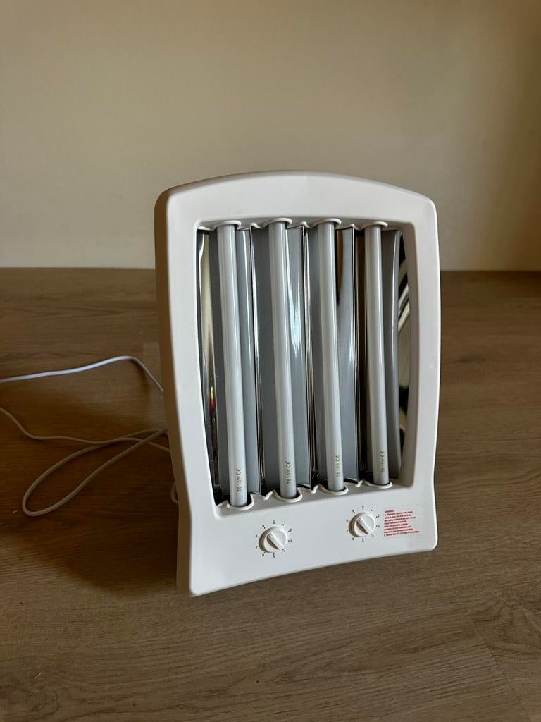 Gezicht zonnebank, Ophalen of Verzenden, Zo goed als nieuw, Zonnebank dubbelzijdig, 15 lampen of meer