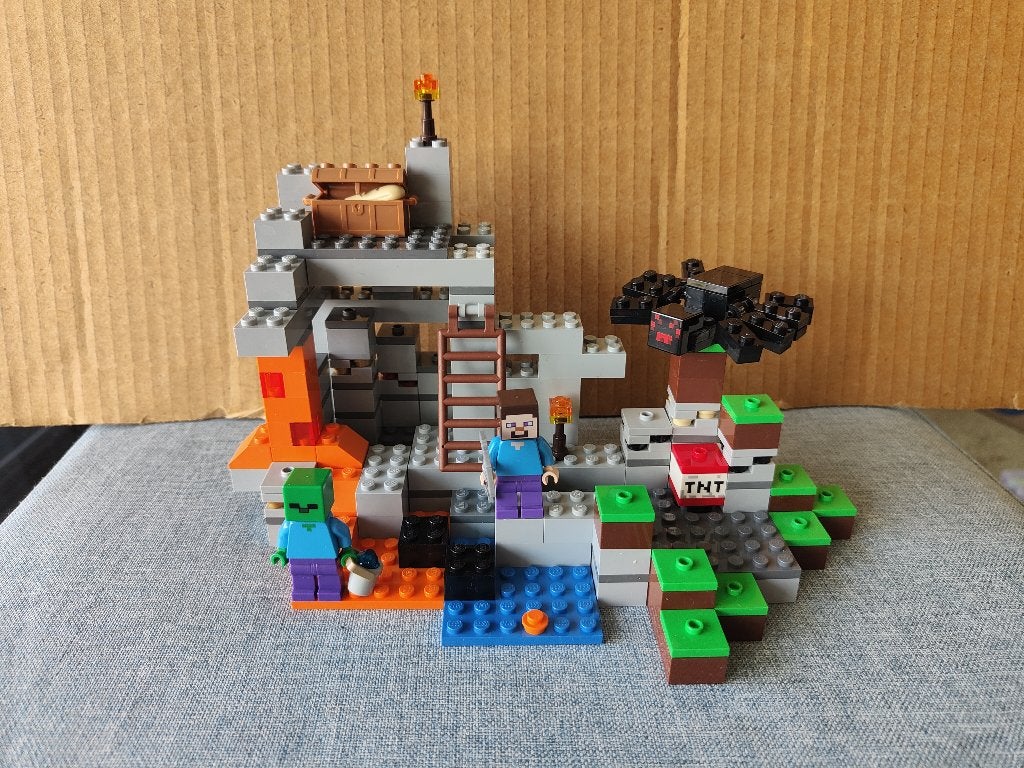 * Lego 21113 The Cave, Minecraft, Lego, Ophalen of Verzenden, Zo goed als nieuw