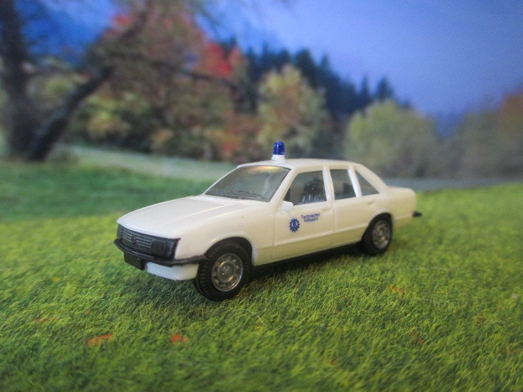 Opel Rekord E1 - Herpa THW Technisches Hilfswerk wit !, Ophalen of Verzenden, Zo goed als nieuw, Auto, Herpa