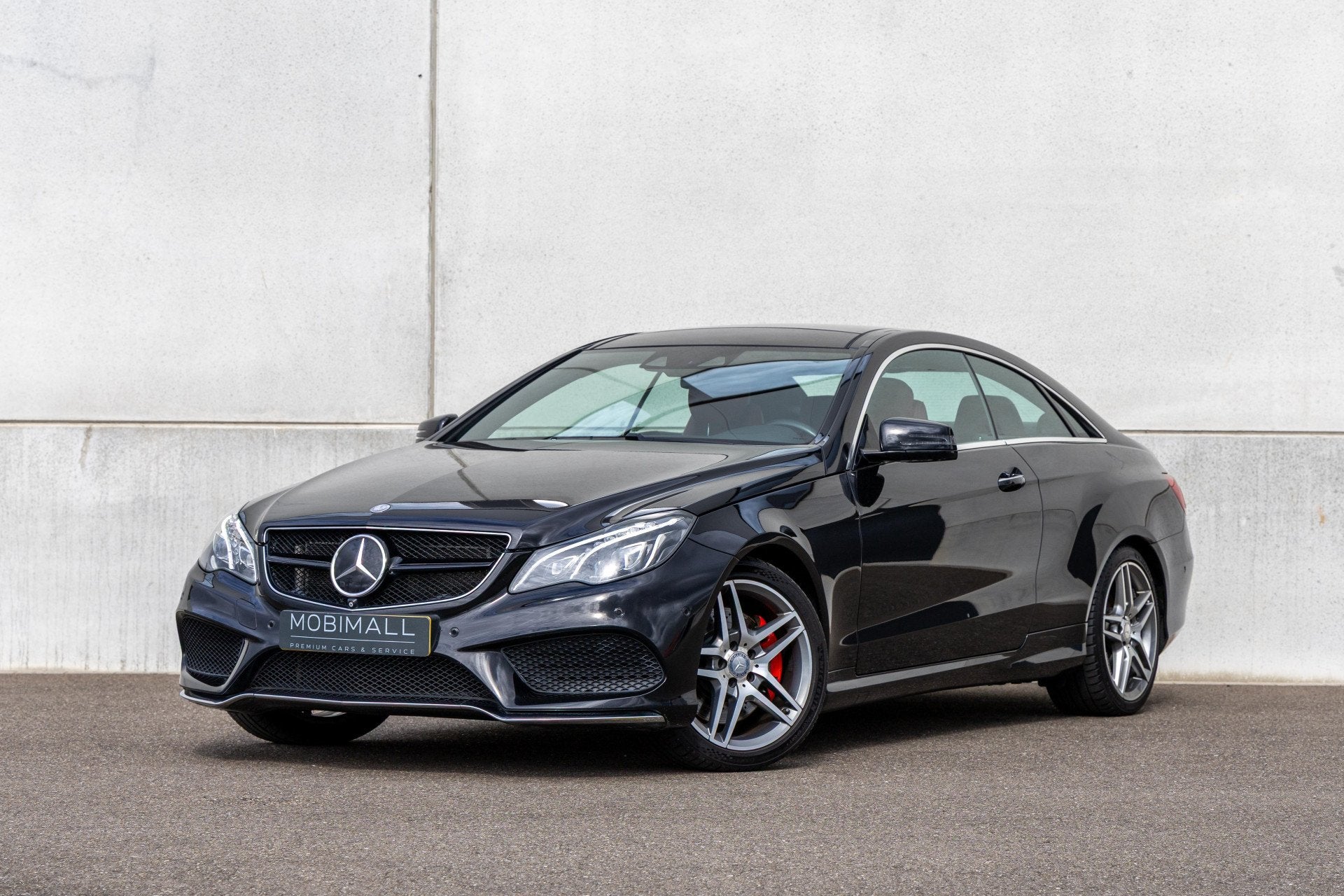 Mercedes-Benz E-Klasse Coupé 400 Prestige (bj 2015), Auto's, Mercedes-Benz, Automaat, Euro 6, Zwart, Overige kleuren