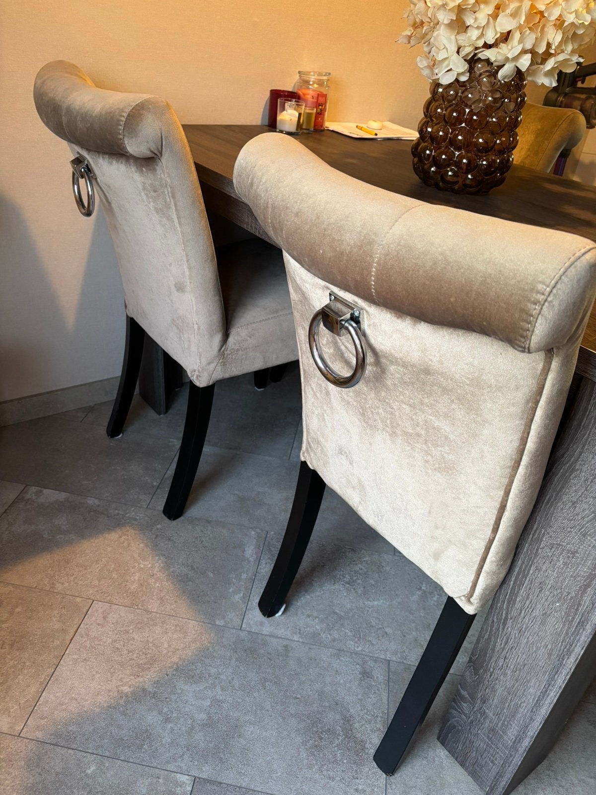 Set van 4 beige eetkamerstoelen met ring, Huis en Inrichting, Stoelen, Ophalen, Overige kleuren, Zo goed als nieuw, Vier