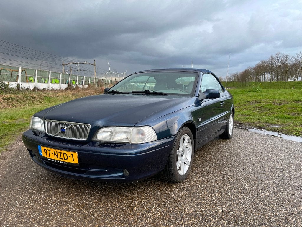 Volvo C70 Convertible 2.4 T Sport | Vol opties! | Nieuwe APK, Auto's, Automatische klimaatregeling, C70, Gebruikt, Cabriolet