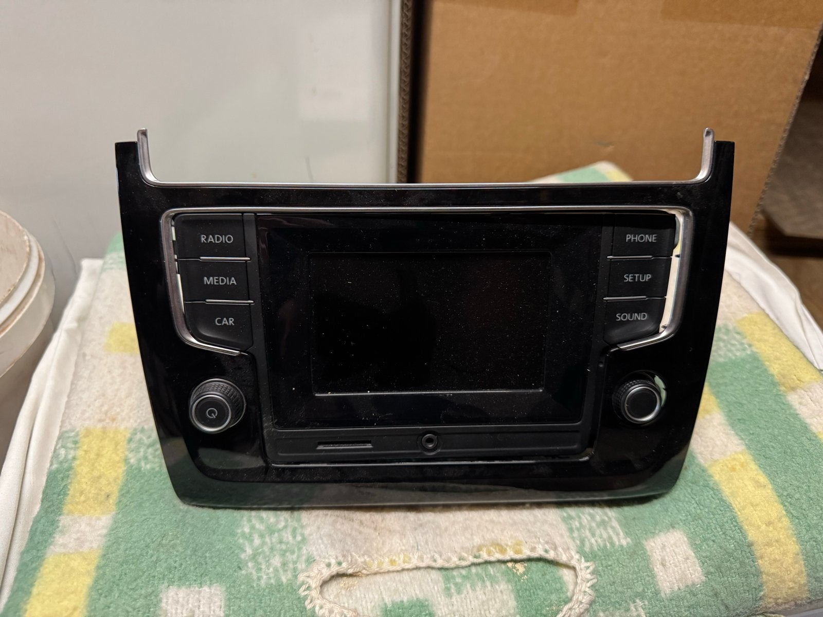 Volkswagen Polo Radio/Navigatie Systeem MIB2 Entry 2015, Ophalen, Gebruikt