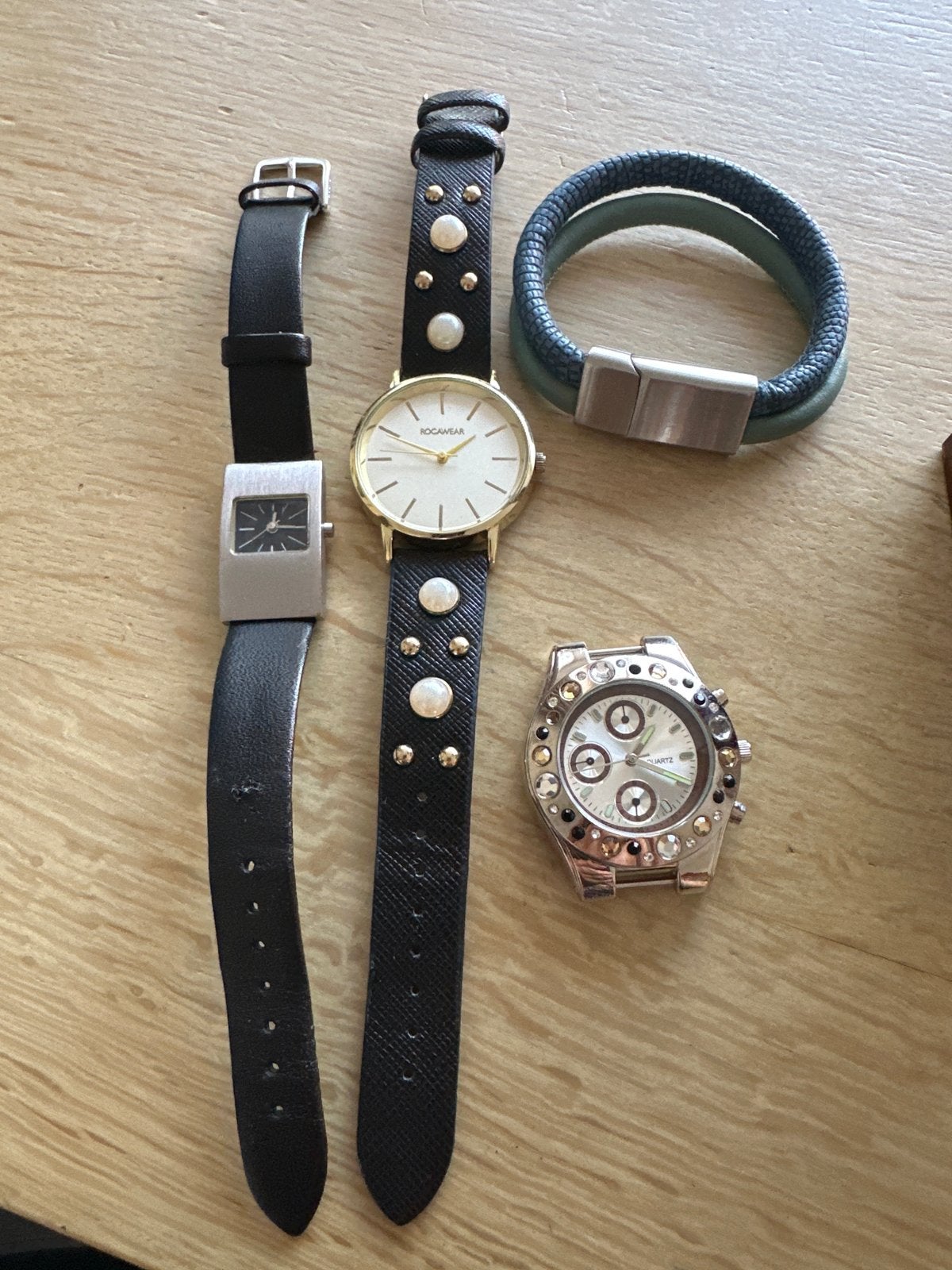 Dameshorloges en armband - Set van 3, Overige merken, Staal, Polshorloge, Ophalen of Verzenden