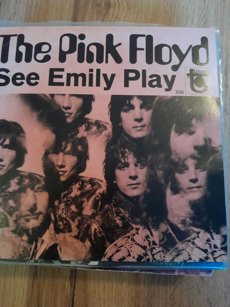 The pink floyd 7inch see emily play, Ophalen of Verzenden, Zo goed als nieuw, Pop