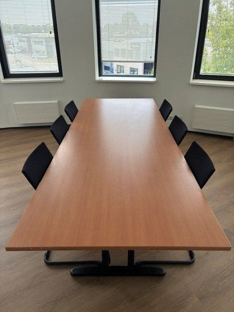 Vergadertafel 300x110x76cm + 8 x zwarte stoel, Ophalen, Overige typen, Gebruikt, Spaanplaat of MDF