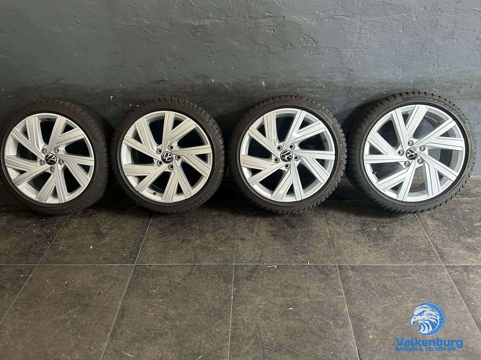 8mm! Originele VW Golf 8 GTI 5H Bergamo 18 inch velgen 5x112, 18 inch, Gebruikt, -, -