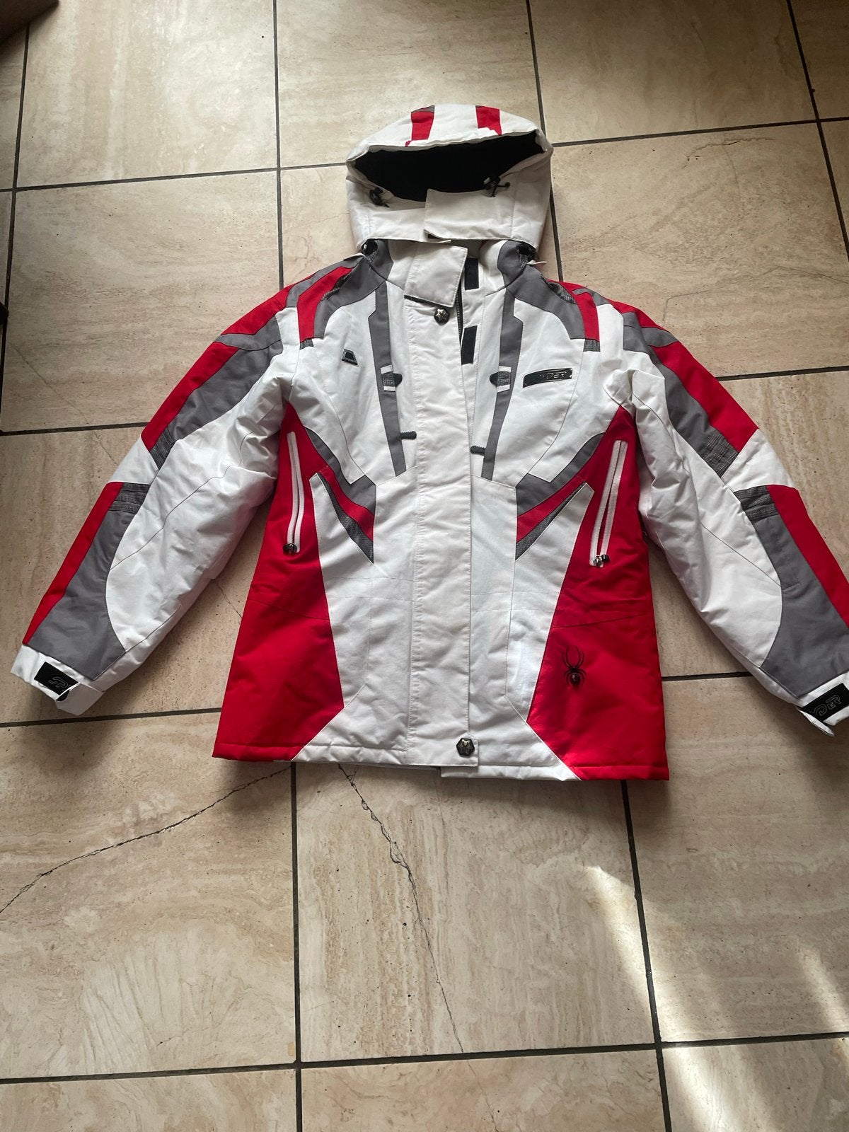 Spyder ski-jas rood/wit/grijs - Maat 2XL, Ophalen of Verzenden, Zo goed als nieuw, Maat 46/48 (XL) of groter, Jack