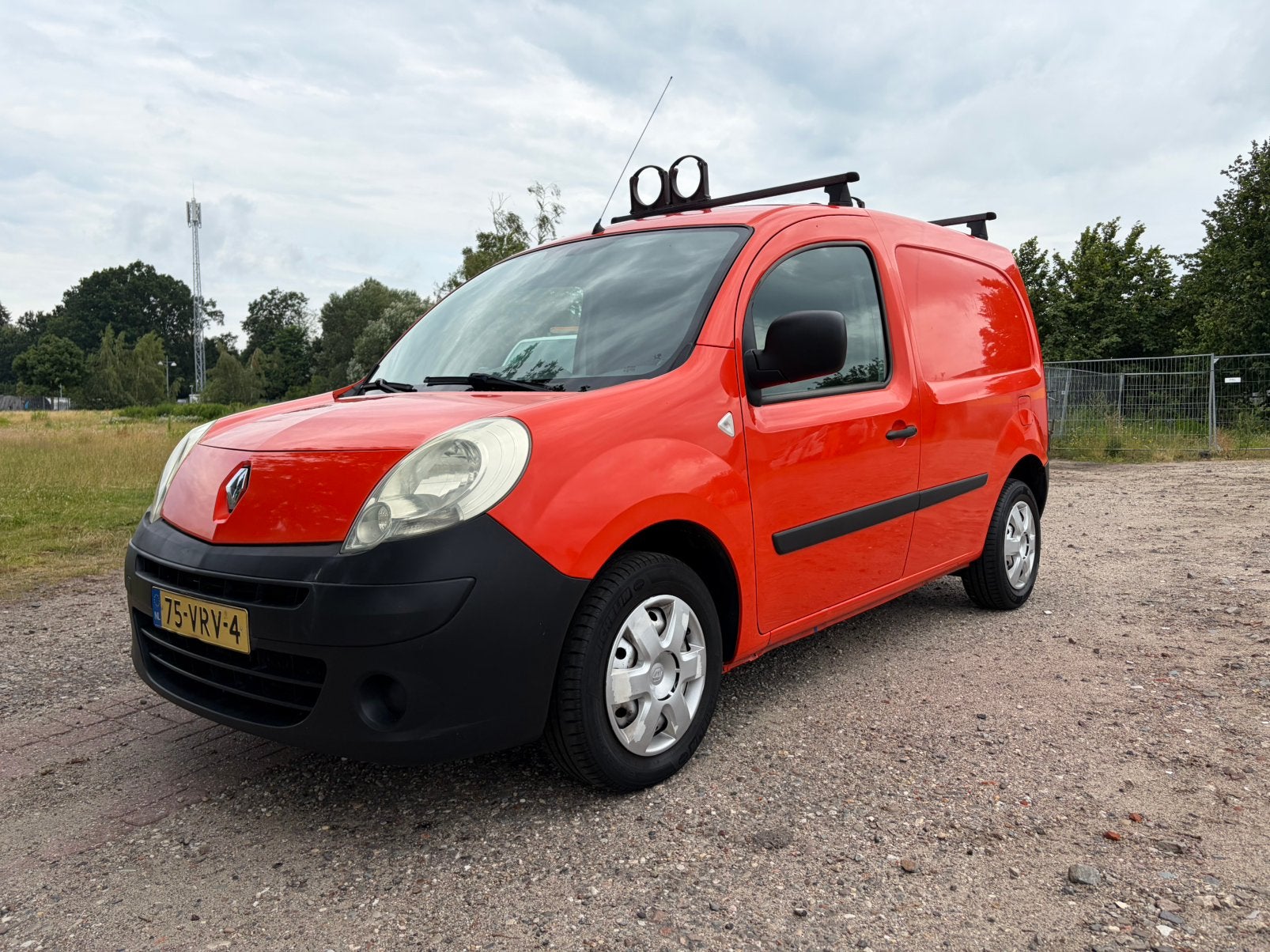 Renault Kangoo Express 1.5 DCI / Bestelauto/ NW APK LAGE KM, Auto's, Bestelauto's, 4 cilinders, 68 pk, Origineel Nederlands, Bedrijf