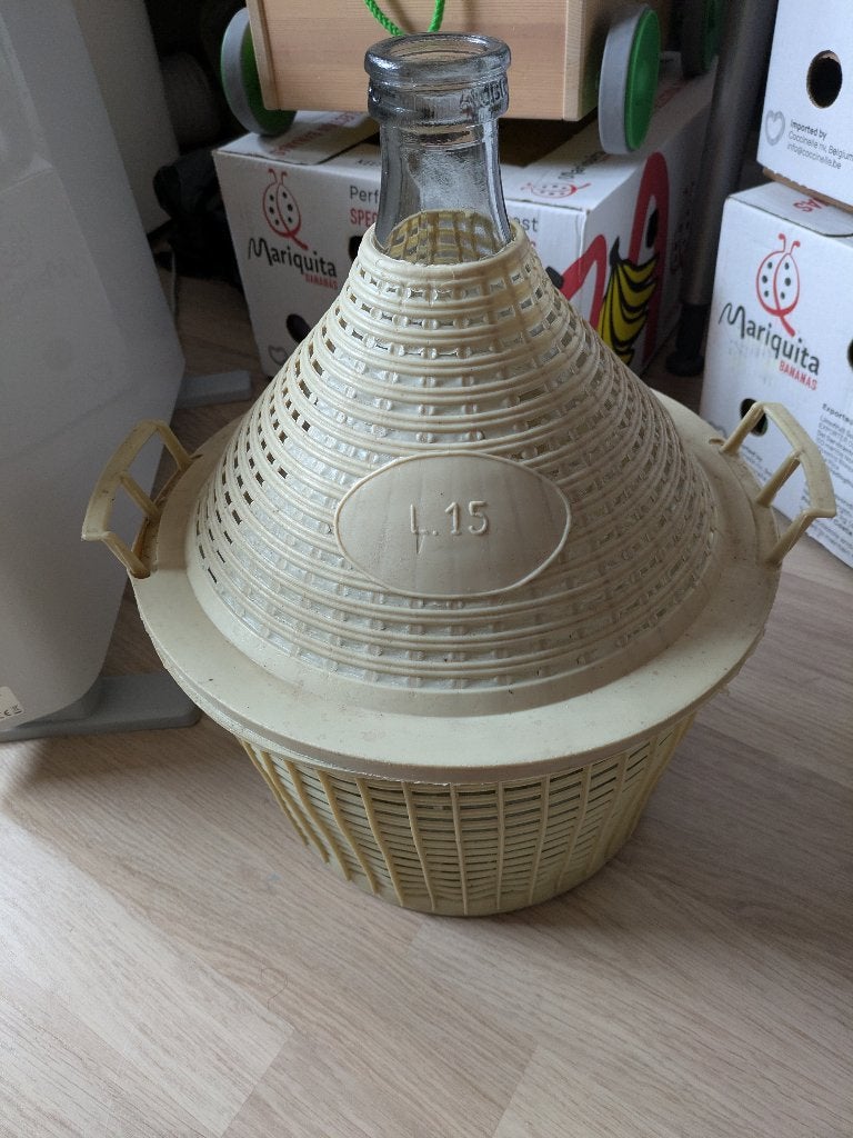Gistfles 15L, Ophalen