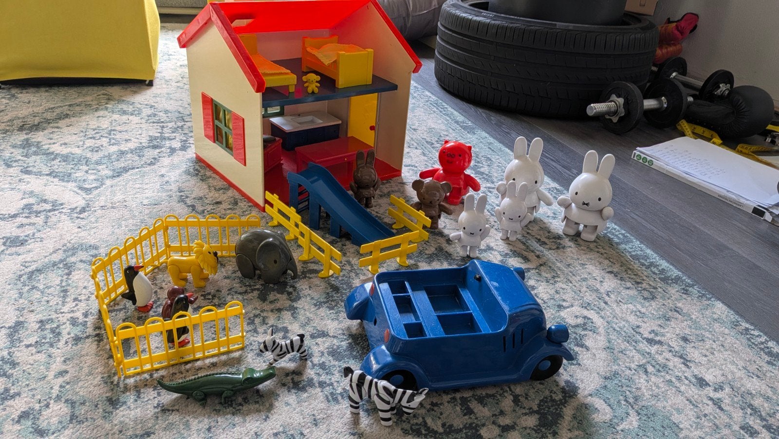 Grote Speelgoed set Nijntje/Miffy incl huis, auto, Ophalen of Verzenden, Gebruikt, Jongen of Meisje