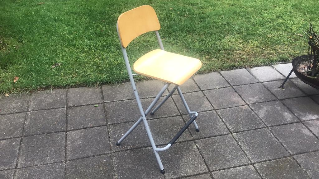 IKEA barkruk franklin - hout en ijzer, Huis en Inrichting, Ophalen, 60 tot 90 cm, Zo goed als nieuw, 1 kruk