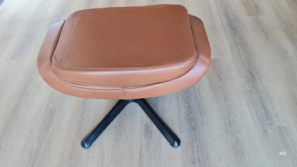 Leren Poef Hocker, Ophalen, Gebruikt, 50 tot 75 cm, Leer