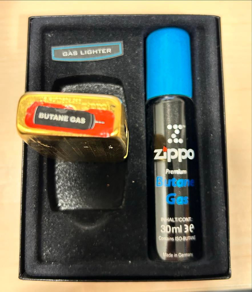 Zippo BLU Gas Lighter Set - Goudkleurig met Butaan Gas, Ophalen of Verzenden, Nieuw, Aansteker