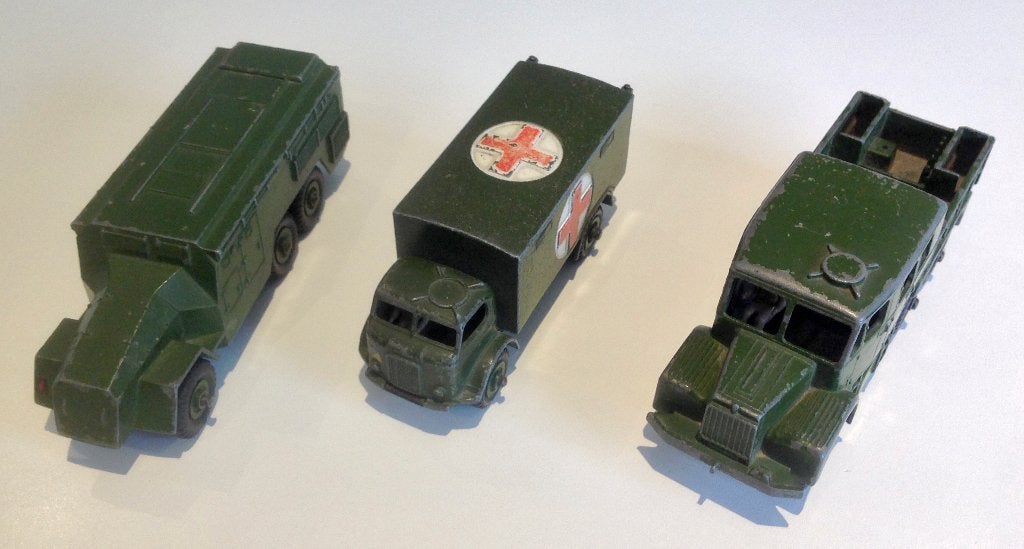 DINKY TOYS - Legerauto's, Ophalen of Verzenden, Gebruikt, Auto, Dinky Toys