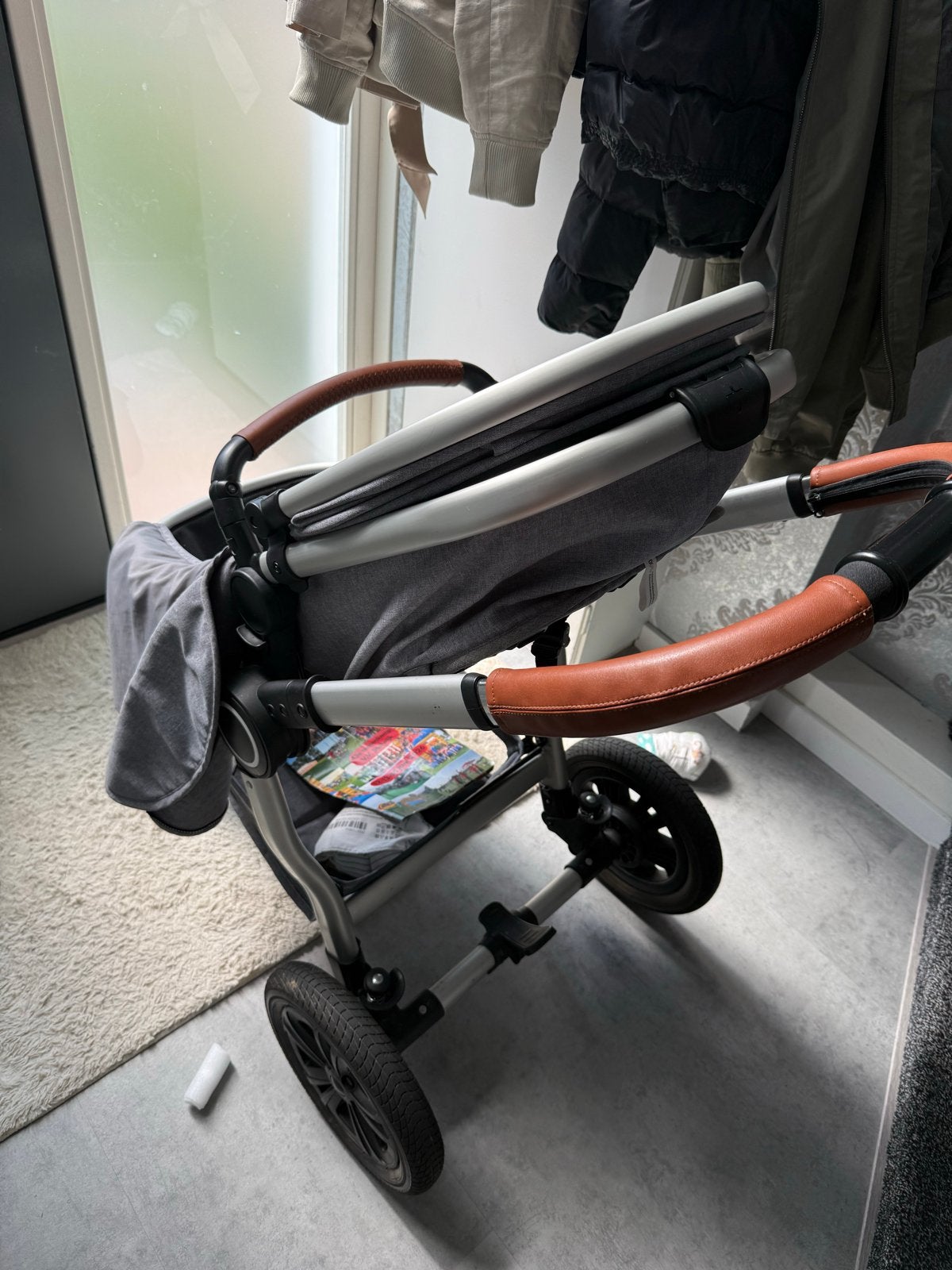 Kinderkraft Combiwagen - Grijs met Bruine Details, Kinderen en Baby's, Kinderwagens en Combinaties, Ophalen of Verzenden, Gebruikt