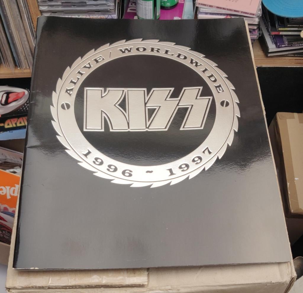 Kiss tourbook geen lp mei aanbieding, Cd's en Dvd's, Vinyl | Hardrock en Metal, Ophalen of Verzenden, Zo goed als nieuw