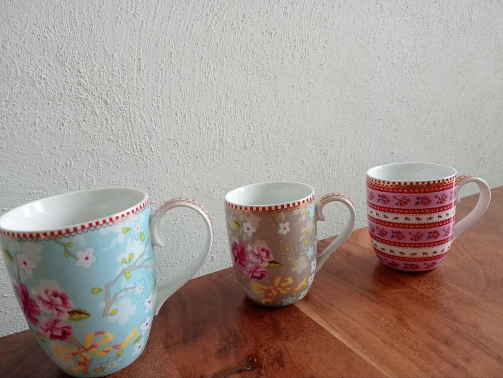 Pip Studio Senseo kopjes - 2 kleine kopjes, Ophalen, Zo goed als nieuw, Overige stijlen, Kop(pen) en/of Schotel(s)