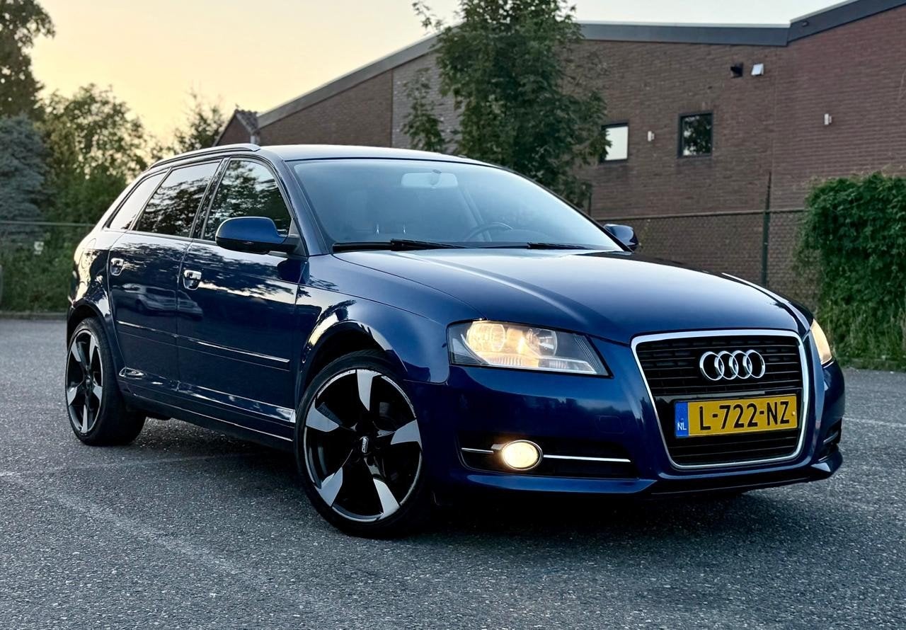 Audi A3 1.2 Tfsi 77KW Sportback 2011 Blauw, Auto's, Audi, Voorwielaandrijving, 4 cilinders, Blauw, Handgeschakeld