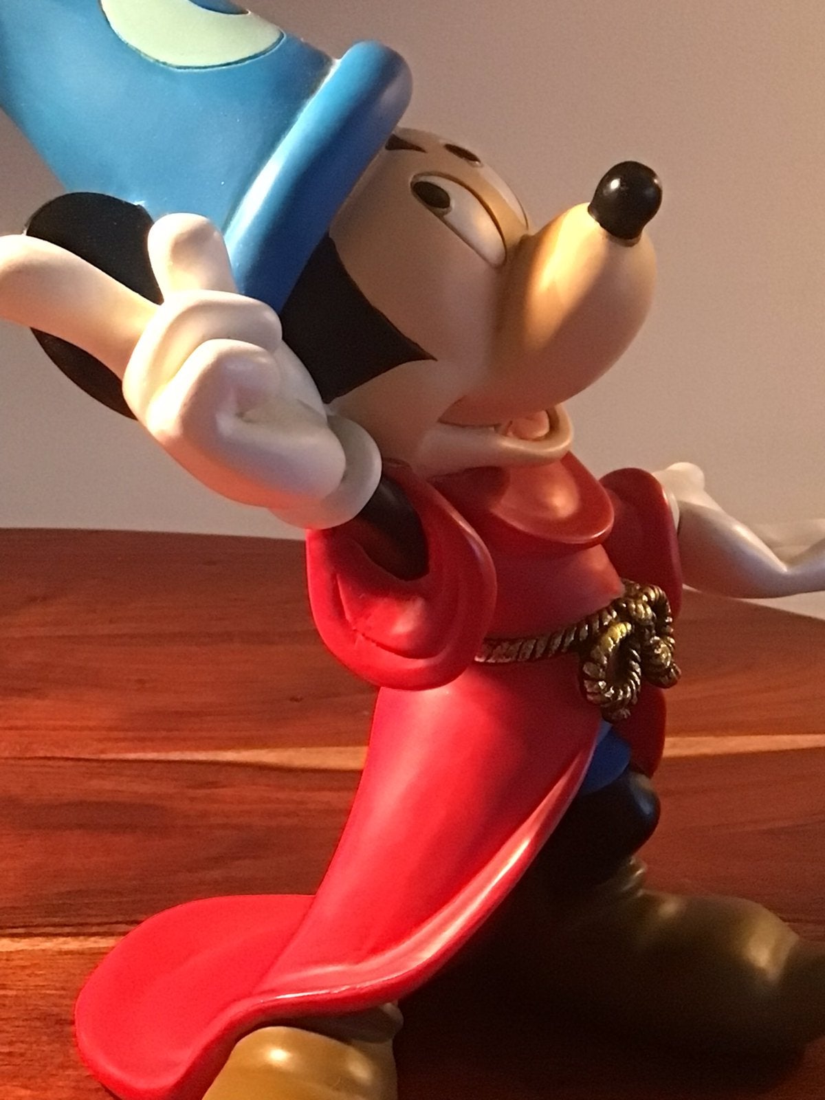 Mickey tovenaar., Verzamelen, Disney, Ophalen of Verzenden, Mickey Mouse, Zo goed als nieuw, Beeldje of Figuurtje