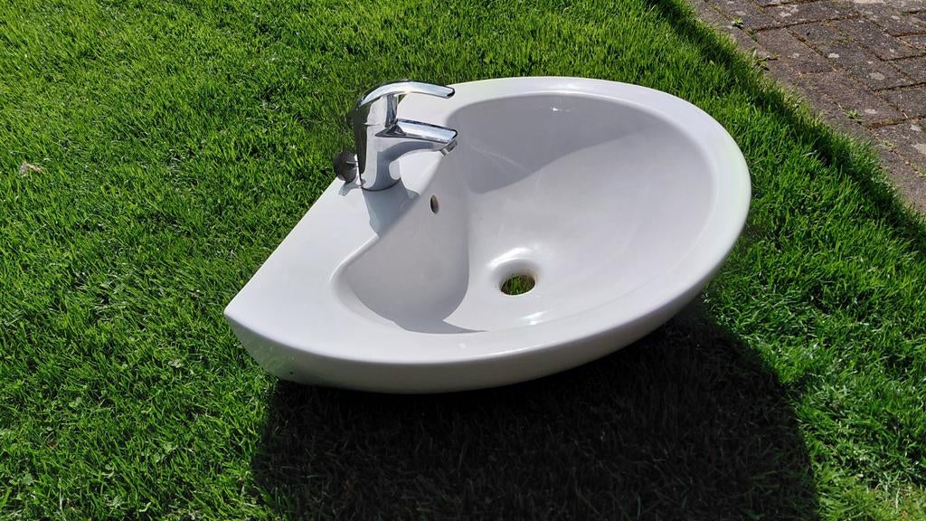 Wastafel met kraan, Doe-het-zelf en Verbouw, Sanitair, Ophalen, Gebruikt, Wastafel