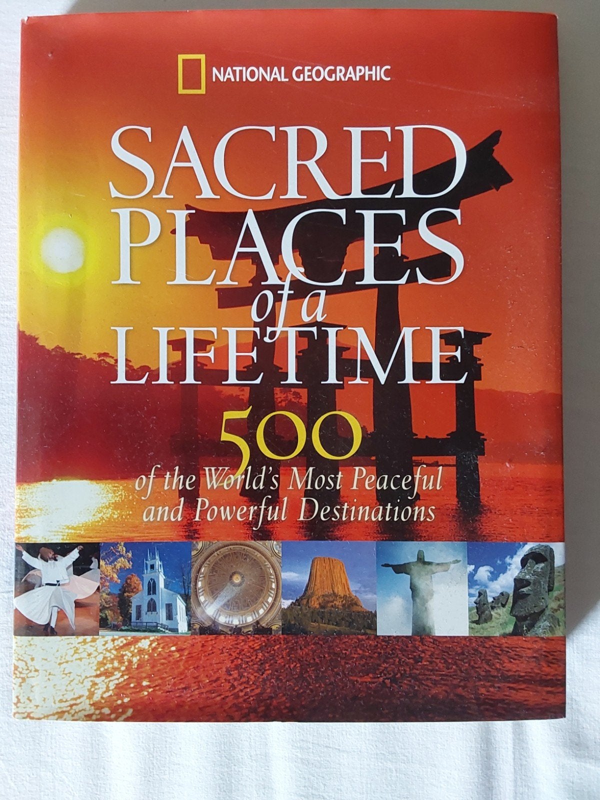 National Geographic: Sacred Places of a Lifetime, Verzenden, Reisgids of -boek, National Geographic, Gelezen