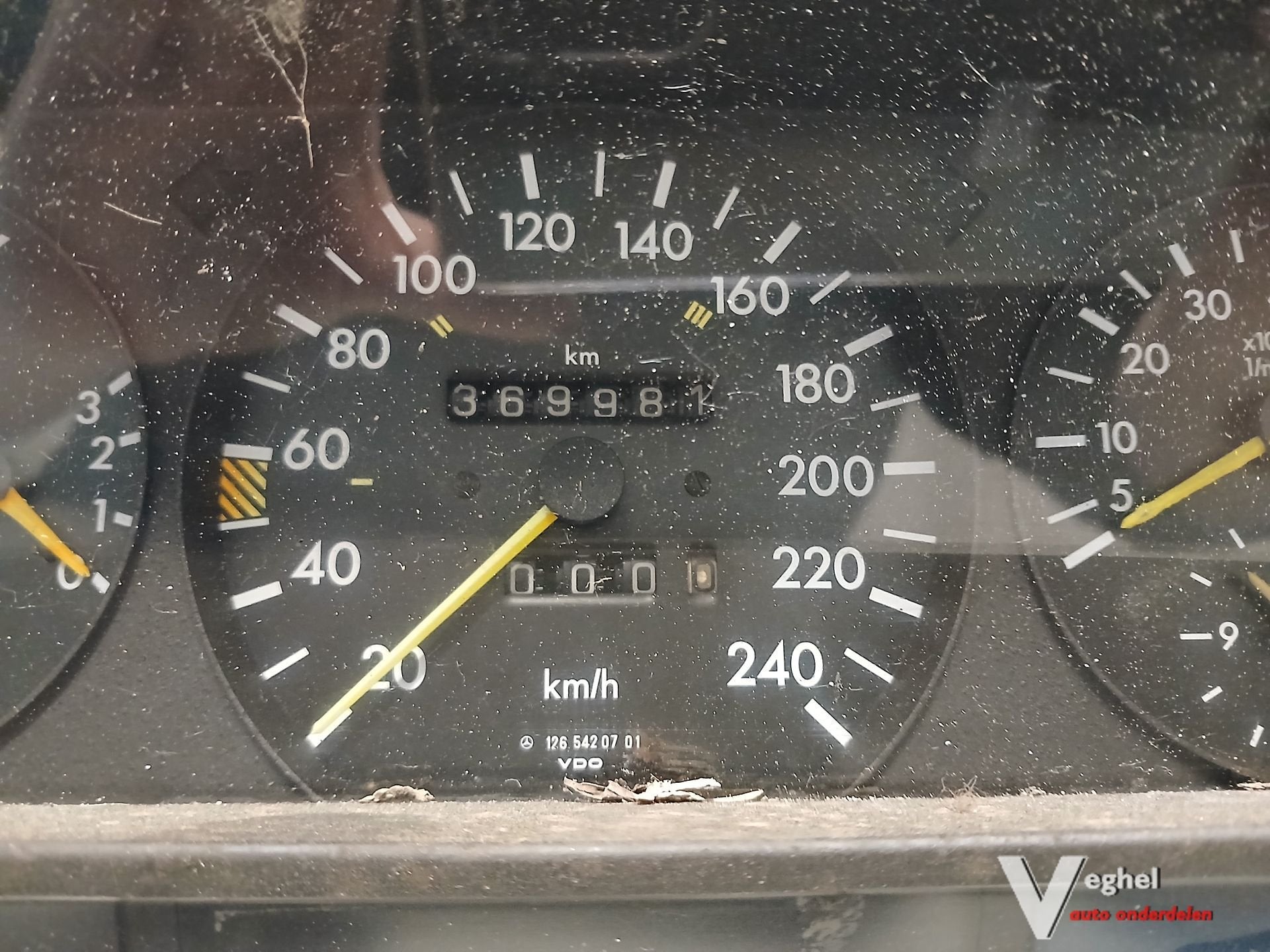 MB W126 sedan 2.8B 25-00235 Km tellerklok '84, Gebruikt, -, -, Ophalen of Verzenden