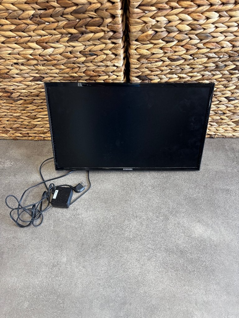 Samsung Monitor S24F354FHU Exclusief voet, PLS, 3 tot 5 ms, Kantelbaar, HDMI