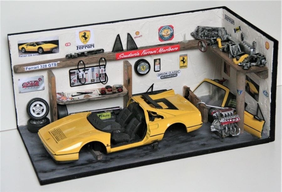 Ferrari 328 GTS Garage Diorama Modelbouw, Auto, Groter dan 1:32, Nieuw, Ophalen