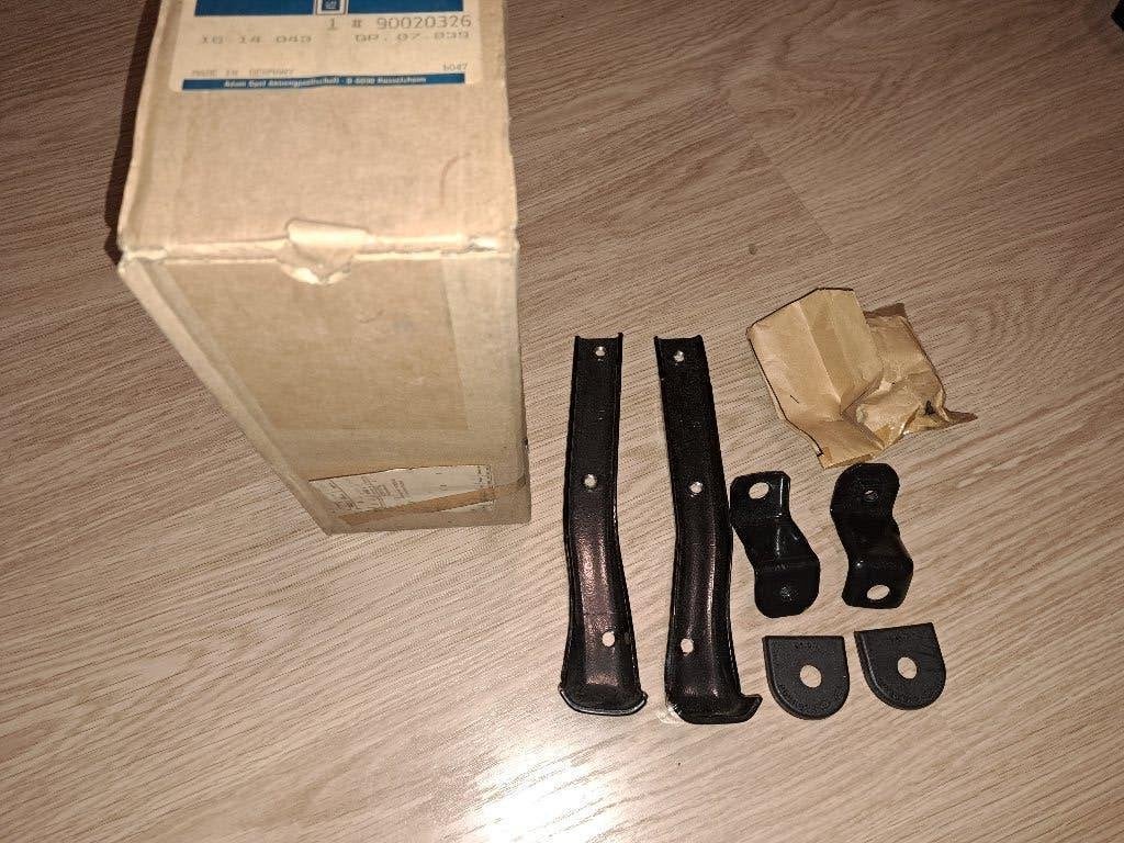 Bevestigingskit voorbumper Opel Ascona B, Ophalen of Verzenden, Nieuw, Opel