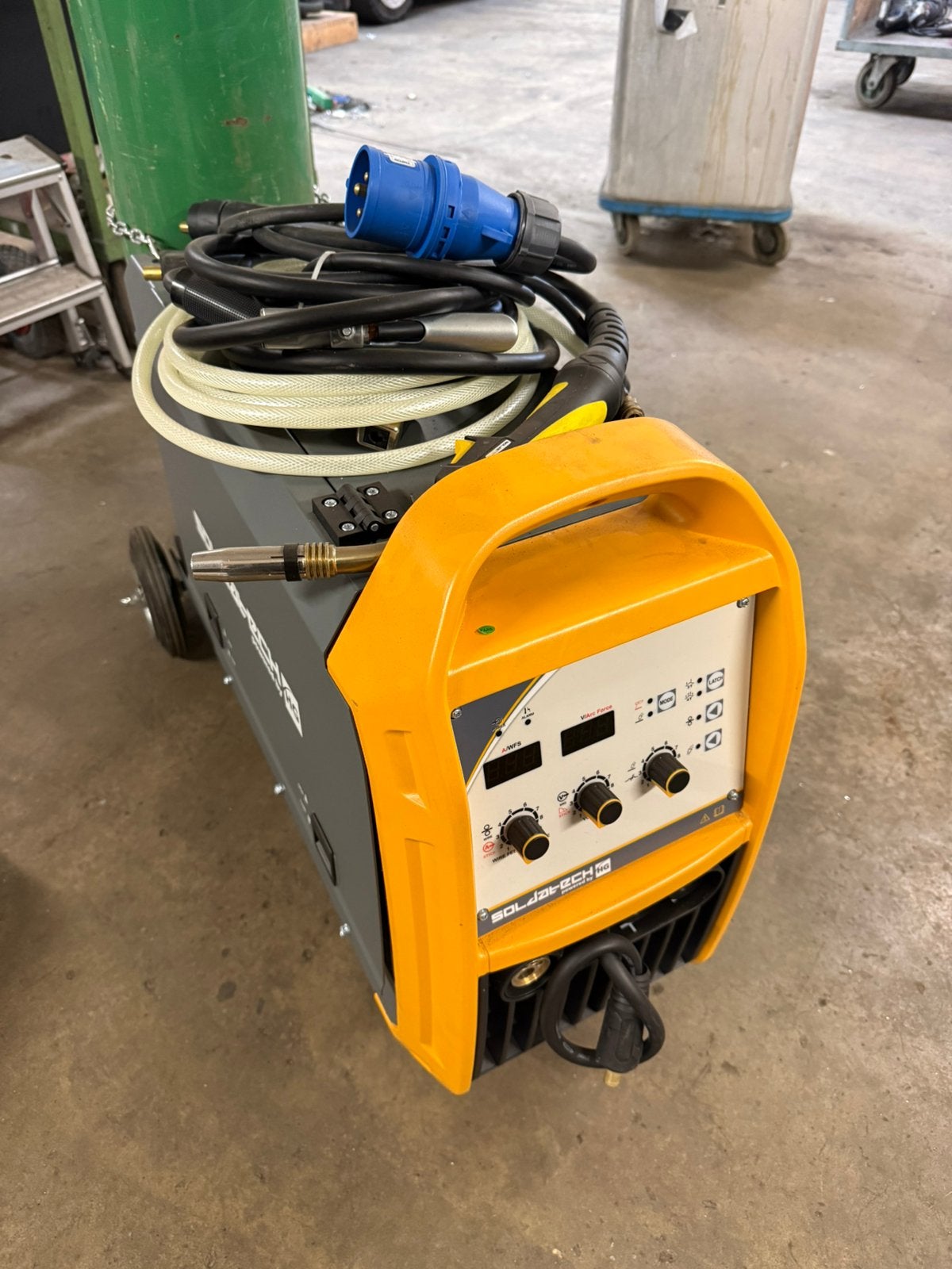 Nieuw Soldatech ML200YHG 200A lasapparaat – ongebruikt, Ophalen of Verzenden, Nieuw, 150 tot 250 ampère, Co2