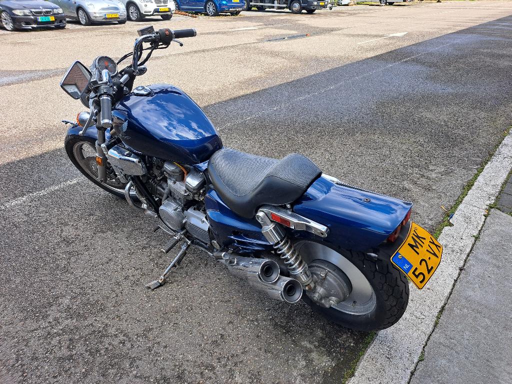 Honda Magna 700 1987, 700 cc, Occasion, 4 cilinders, Bedrijf