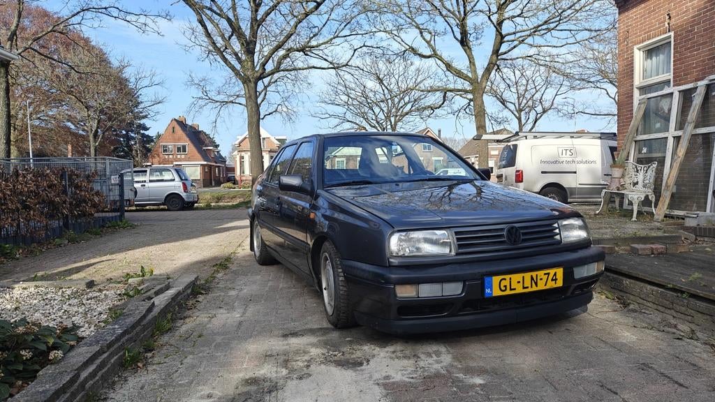 Volkswagen Vento 1.8 GL 66KW E2 1993 Grijs, Voorwielaandrijving, 4 cilinders, Origineel Nederlands, 1200 kg