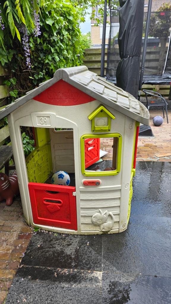 Smoby Speelhuisje met Deurbel - Gebruikt, Ophalen of Verzenden, Gebruikt, Kunststof
