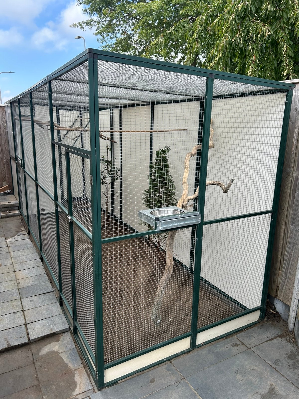Voliere te koop!, Ophalen, Zo goed als nieuw, Aluminium, Volière