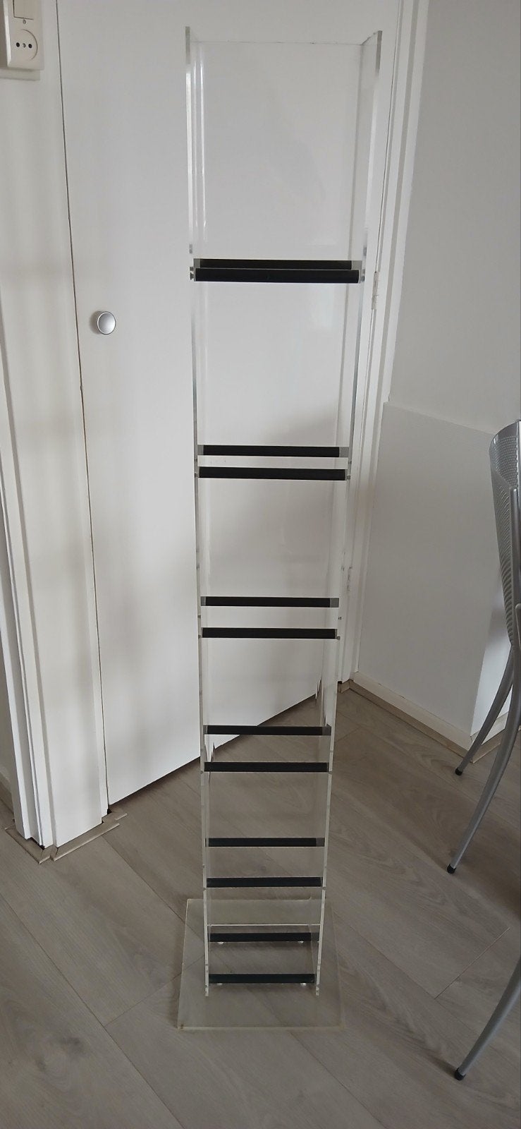 Transparant plexiglas dvdrek 150 cm hoog, Ophalen, Gebruikt
