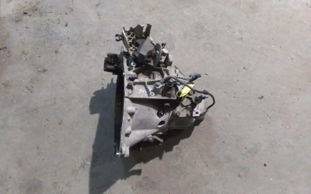 VERSNELLINGSBAK PEUGEOT / CITROËN 2.0 16V, Auto-onderdelen, Niet ingevuld, Gebruikt, Niet ingevuld, Ophalen of Verzenden