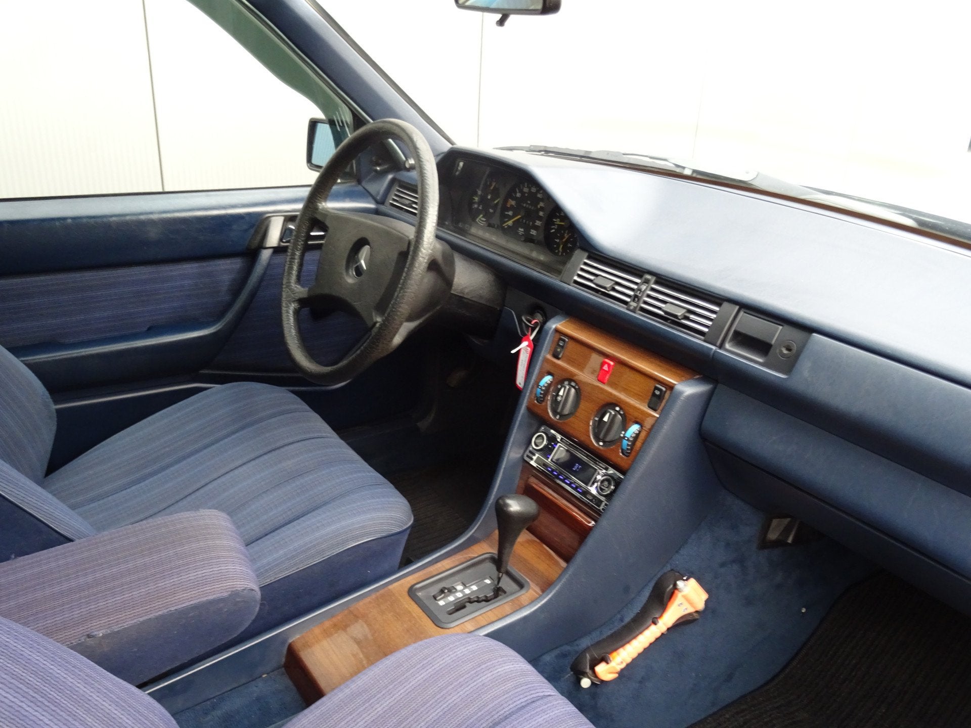 Mercedes-Benz 200-280 (W124) 230 E *Mercedes-Benz 200-280 (W, Auto's, Oldtimers, Automaat, Mercedes-Benz, Bedrijf, Sedan