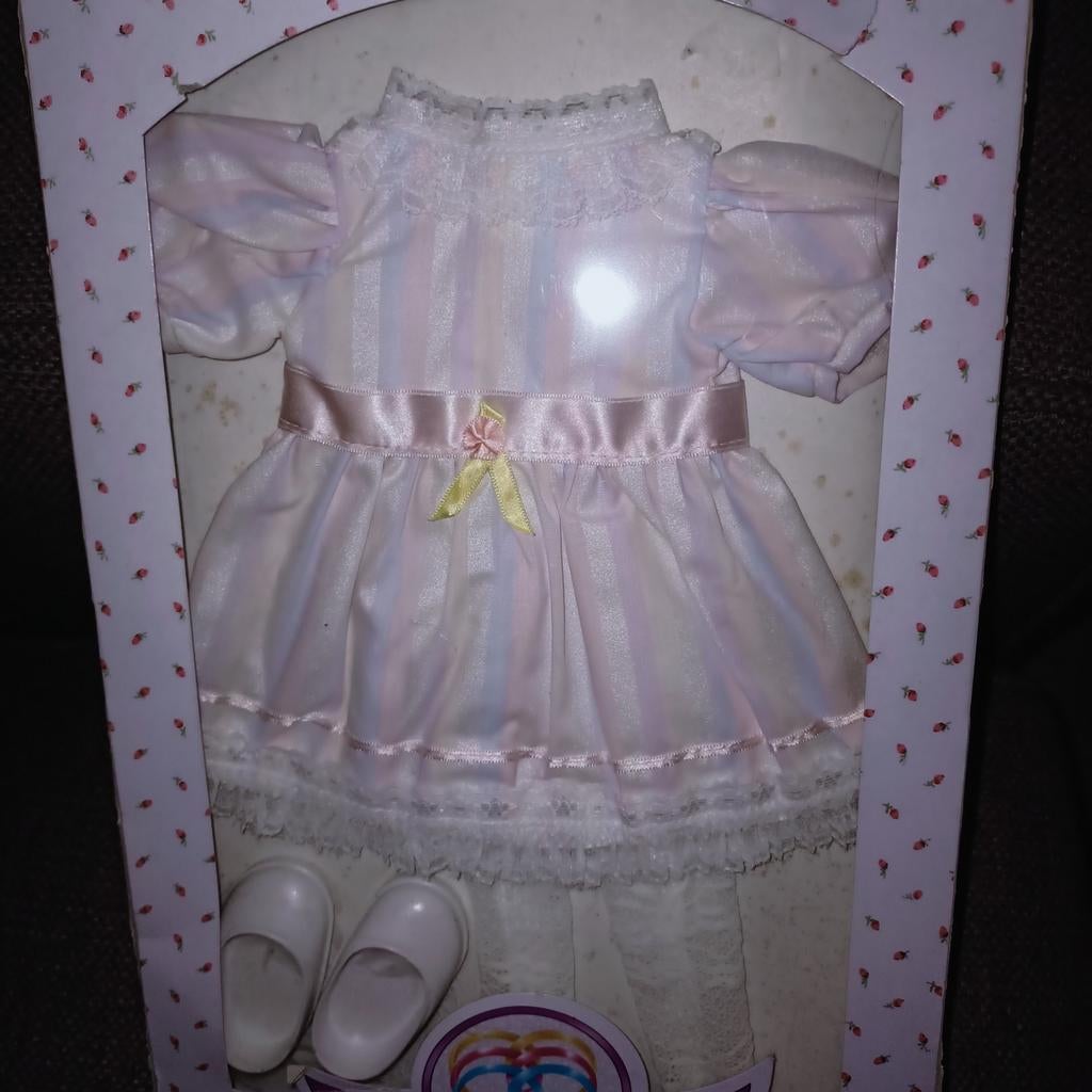 Vintage Fisher price poppen jurk, panty en schoenen., Ophalen of Verzenden, Nieuw, Overige typen
