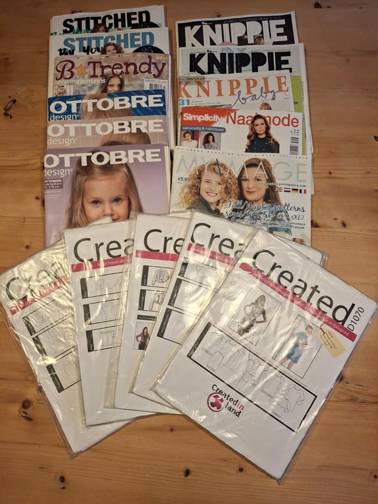Naaipatroon boekjes, Hobby en Vrije tijd, Kledingpatronen, Ophalen of Verzenden, Zo goed als nieuw, Vrouw, Overige merken