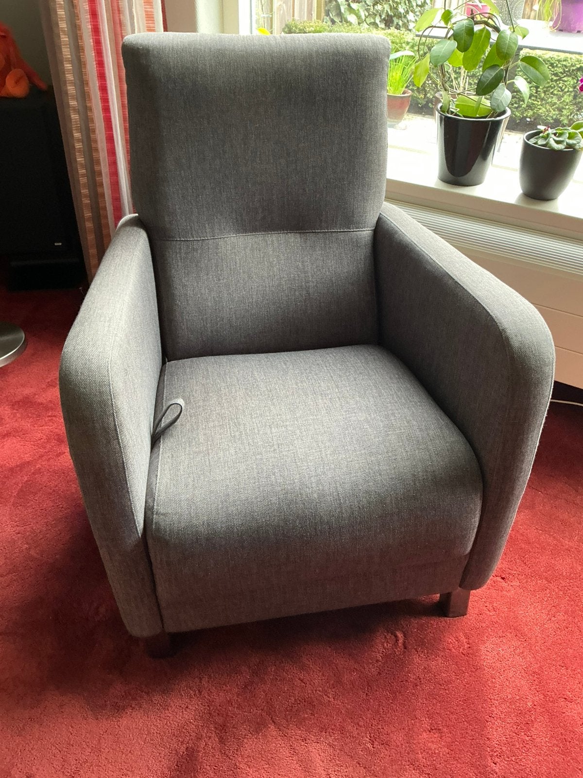 Te koop dames relaxfauteuil met gasveer en hoge rug, Huis en Inrichting, Fauteuils, Ophalen, Gebruikt, Minder dan 75 cm, Stof