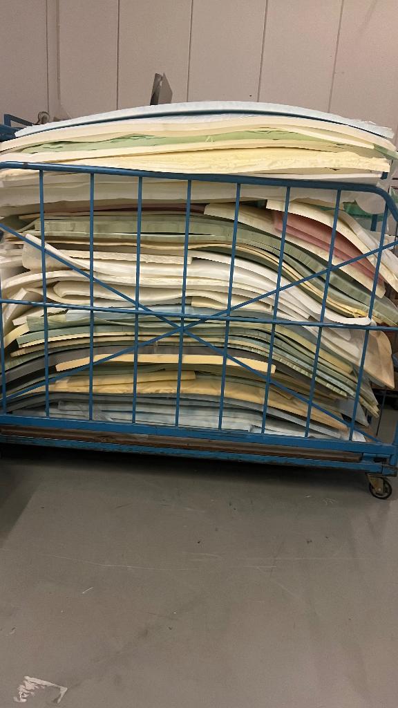 Schuim polyether gratis ophalen, Overige materialen, Gebruikt, 15 m² of meer, Ophalen