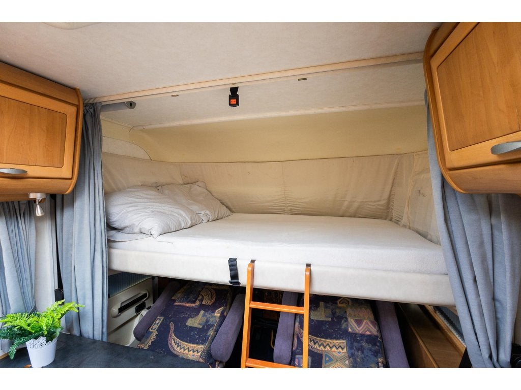 Hymer B584 2xAIRCO CRUISE 6M RUIMTELIJK, Integraal, Ringverwarming, Fiat, Afzuigkap