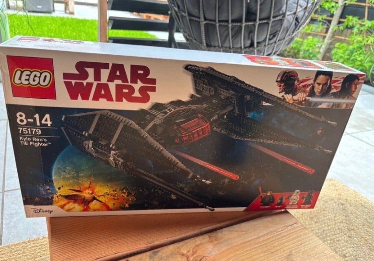Nieuw Lego Star Wars 75179 Kylo Ren's TIE Fighter, Lego, Lego, Star Wars, Lego